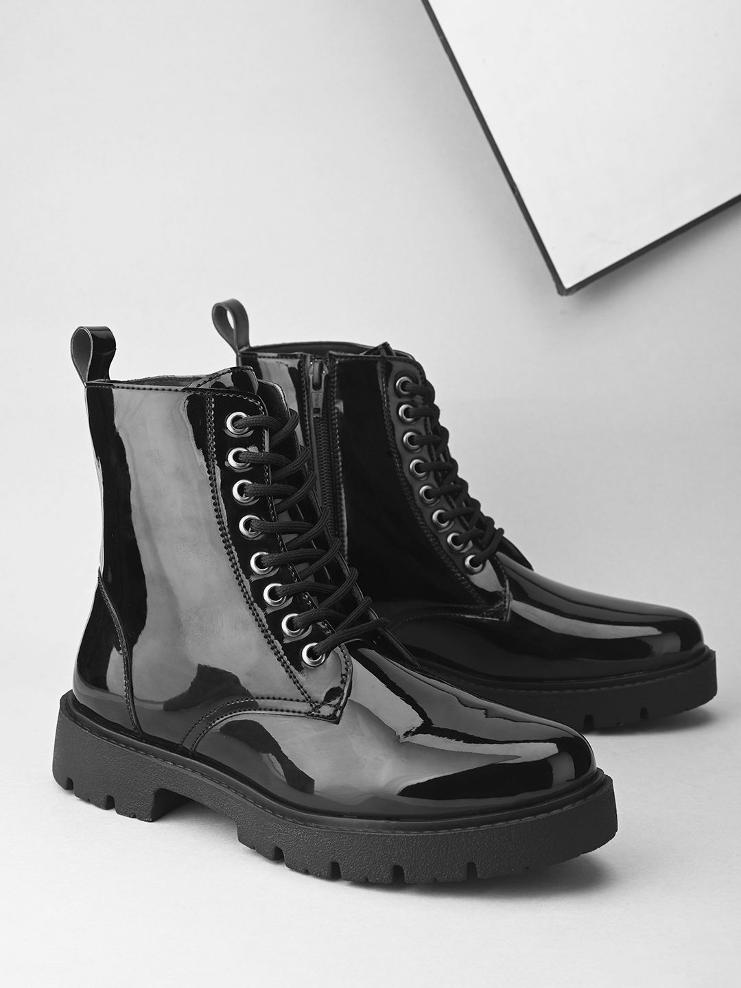 

The Roadster Lifestyle Co Women Block Heel Regular Boots, Black