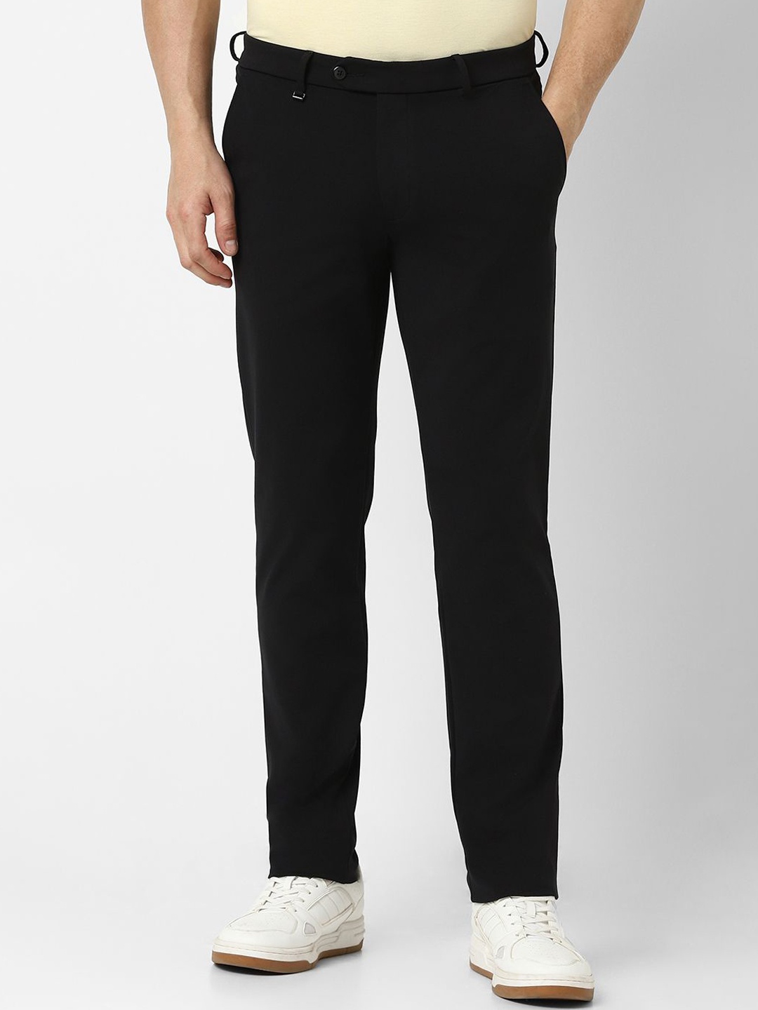 

Van Heusen Men Ultra Slim Fit Mid-Rise Trousers, Black