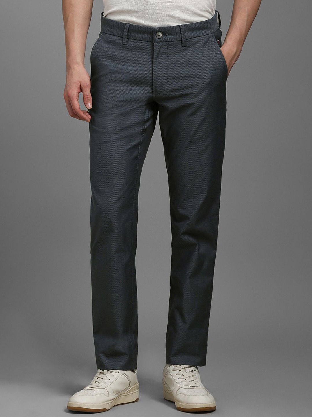 

Louis Philippe Sport Men Slim Fit Trousers, Charcoal