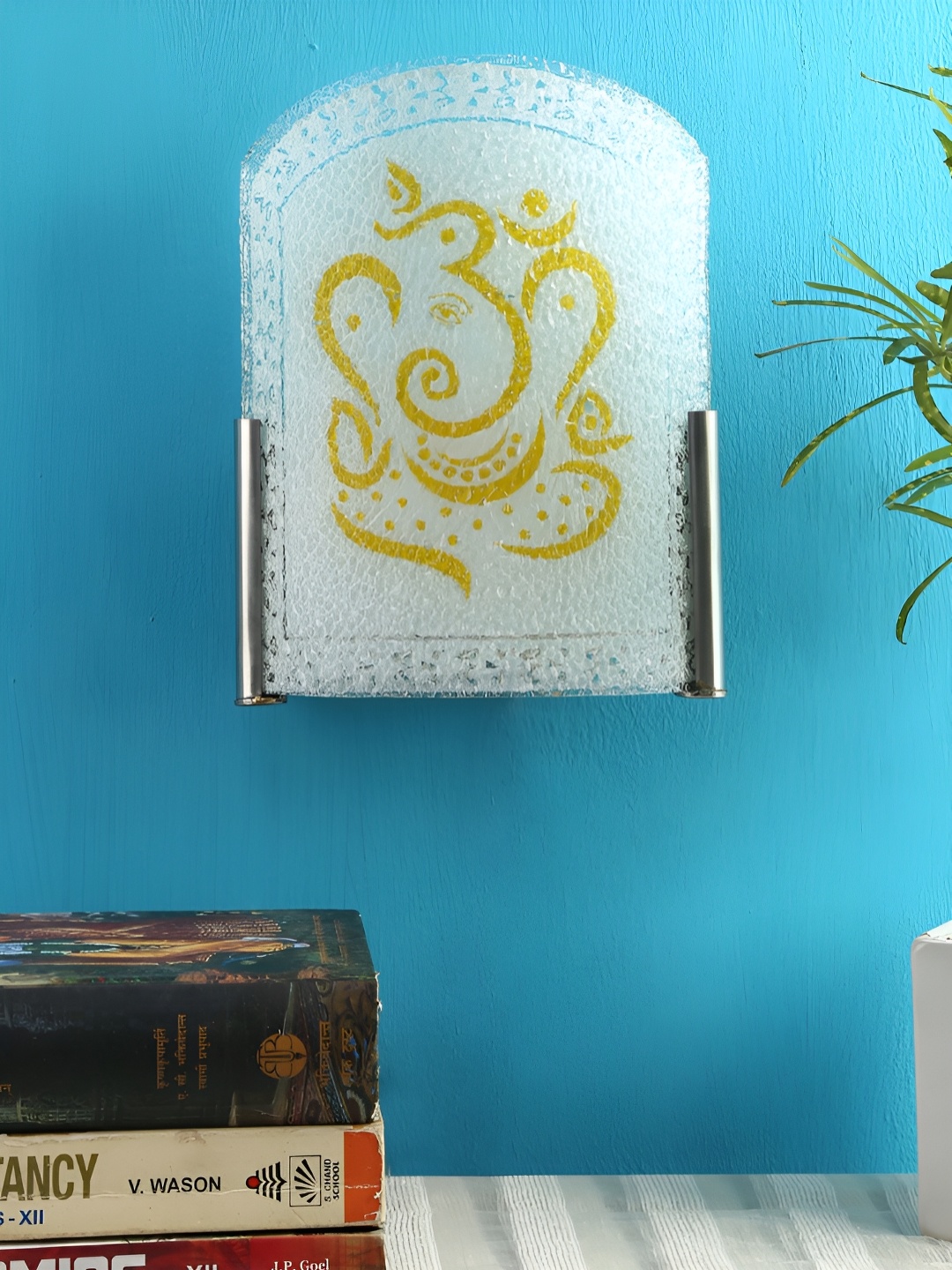 

Aura Yellow & White Printed Metal Traditional Abstract Shaped Shaped Wall Lamp