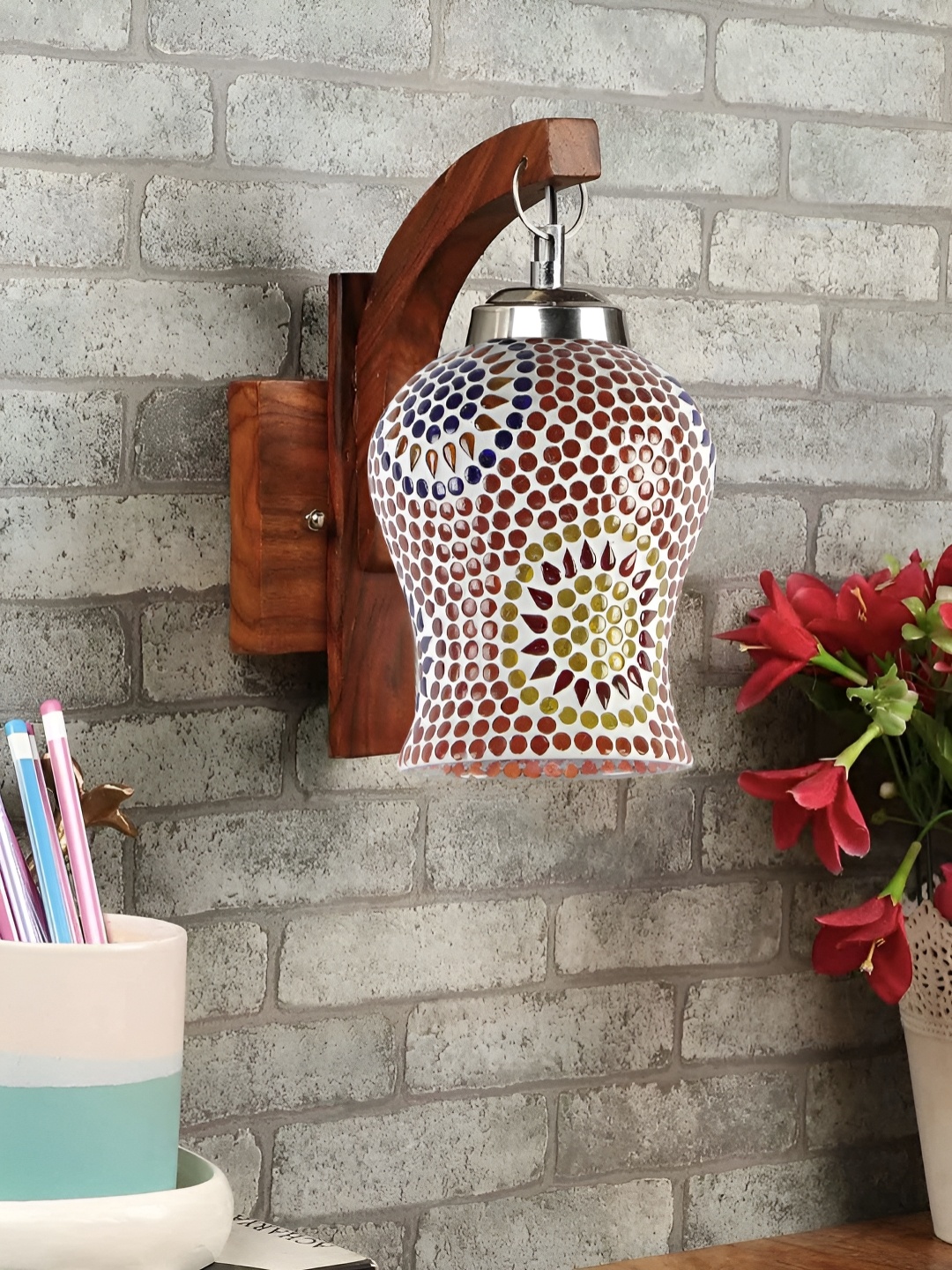 

Aura White & Brown Textured Metal Traditional Wall Lamp