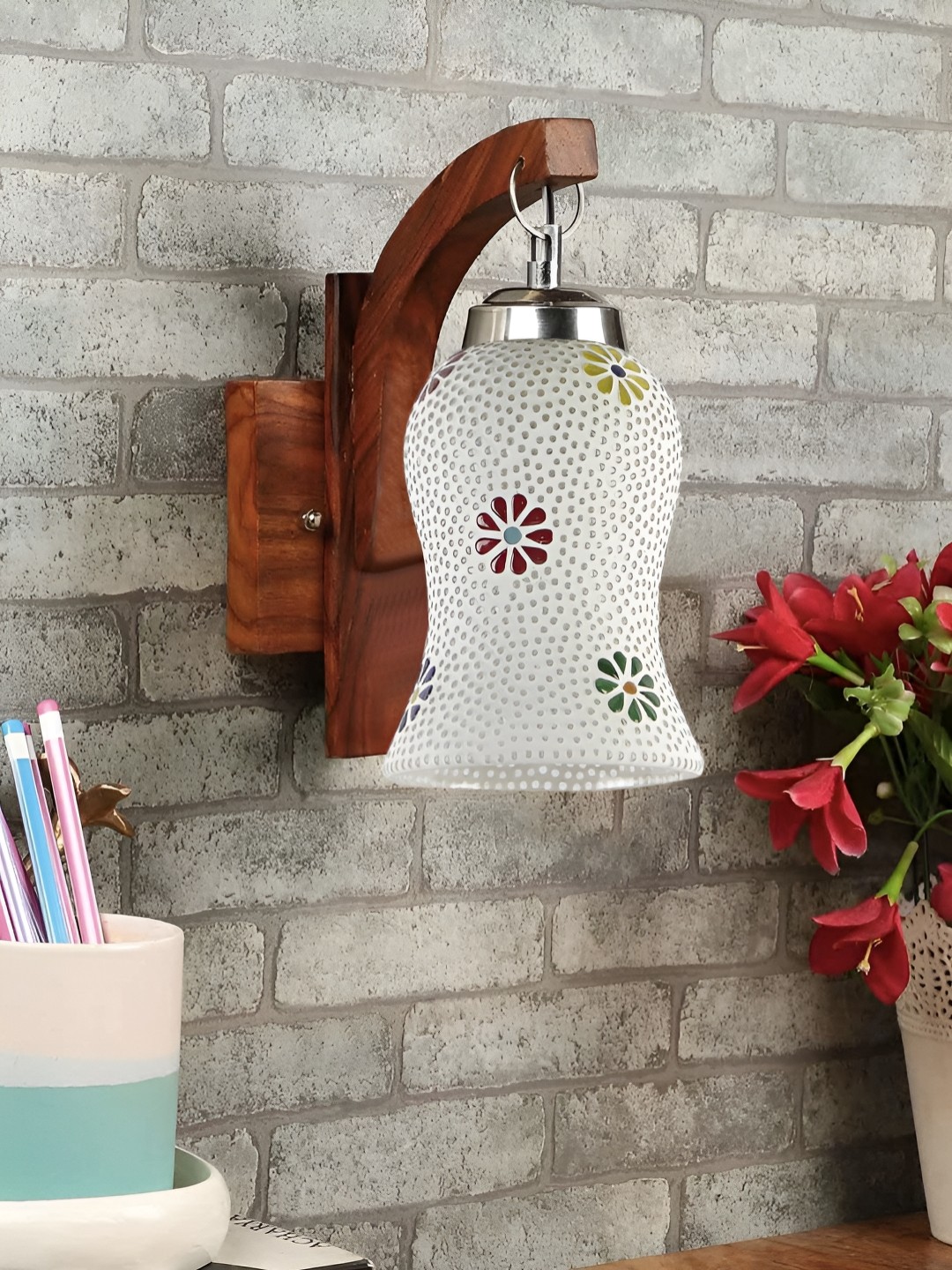 

Aura White & Red Textured Metal Traditional Wall Lamp