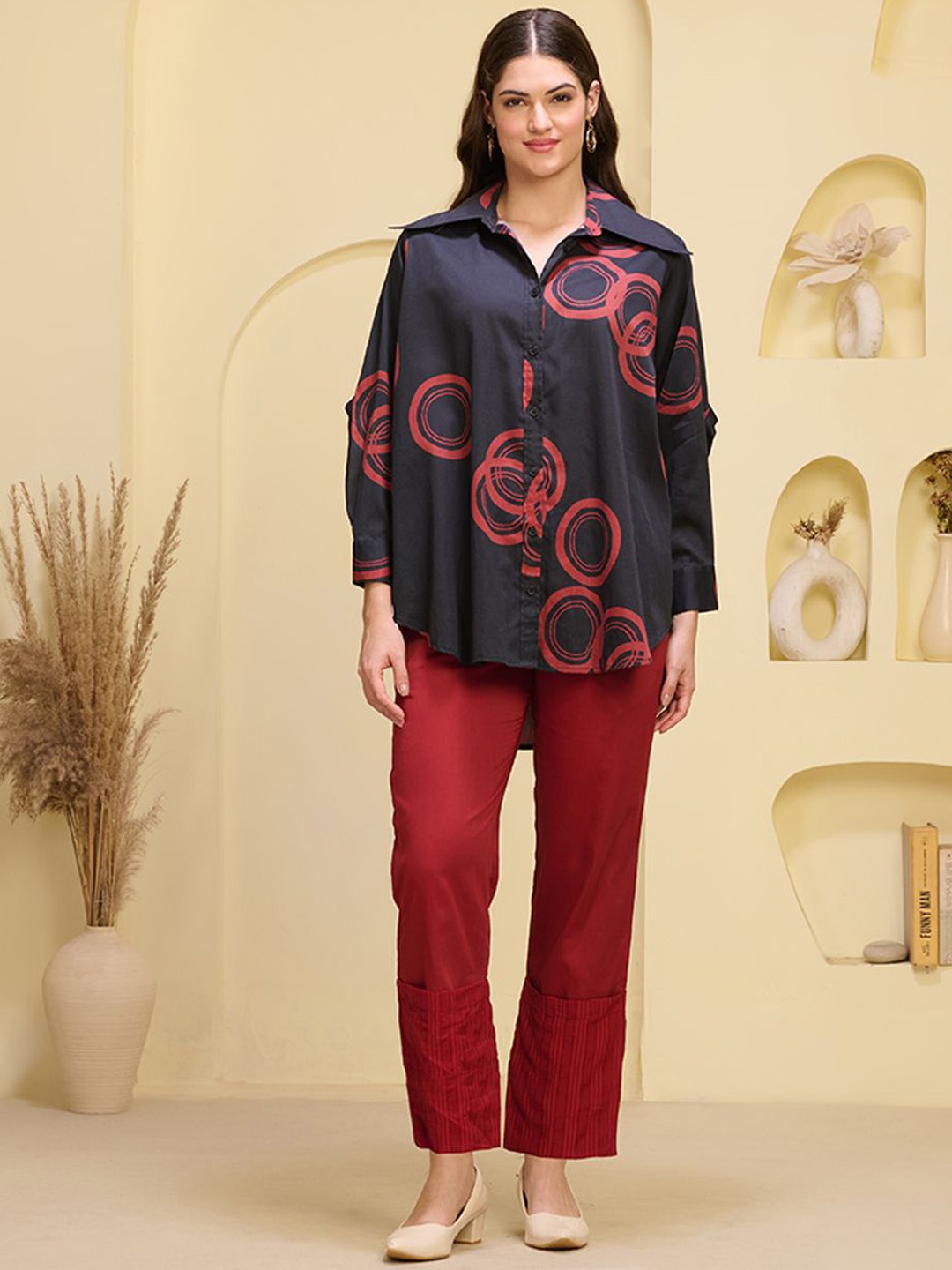 

First Resort by Ramola Bachchan Printed Long Sleeves Shirt & Trouser, Black
