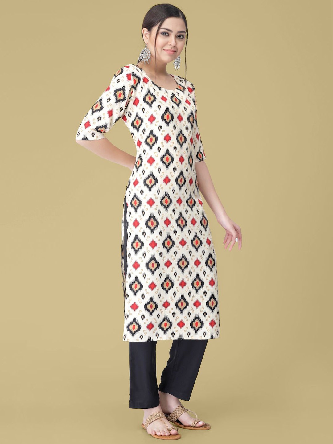 

7Threads Ethnic Motifs Printed Round Neck Straight Kurta With Trouser, White