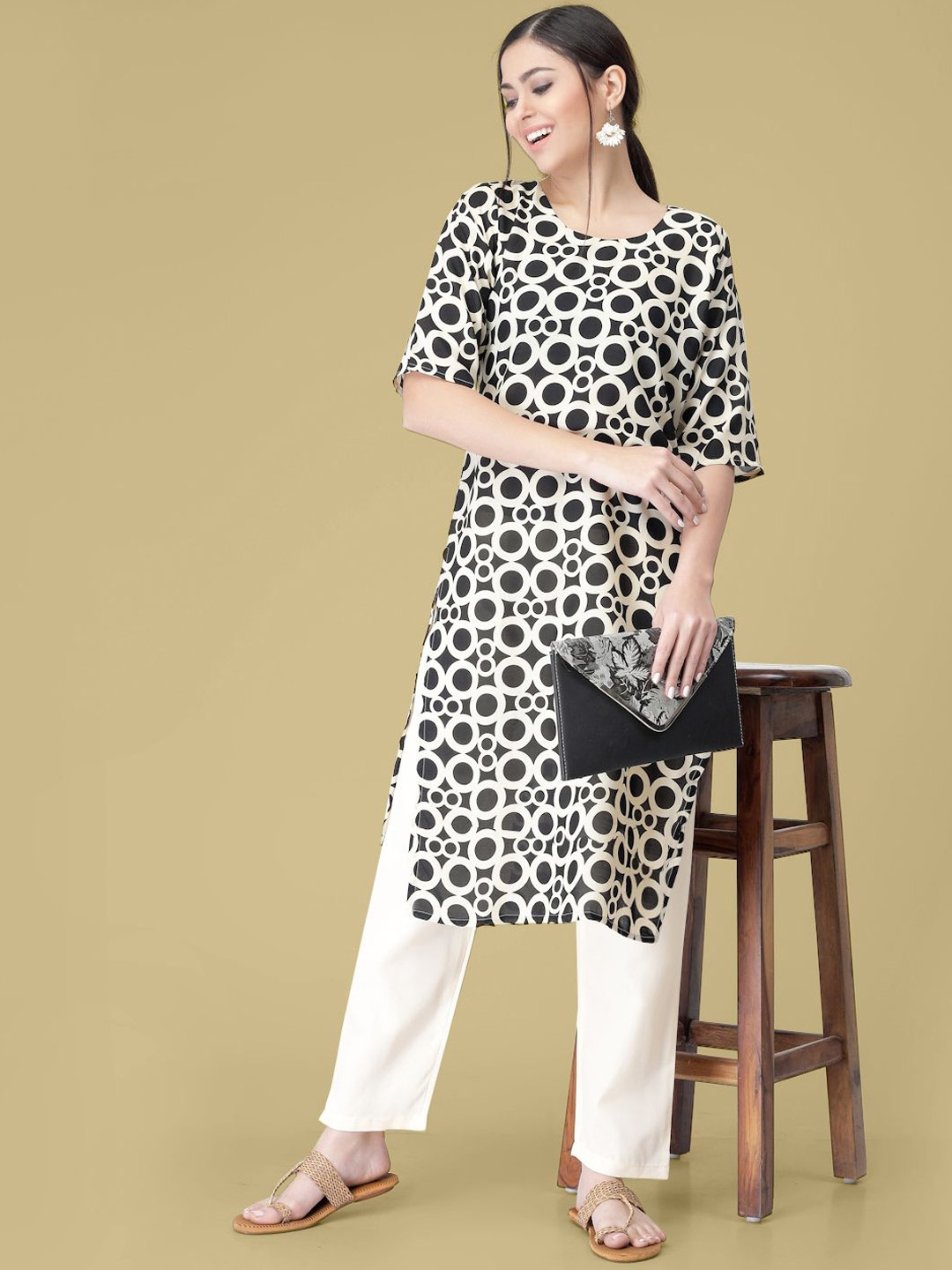 

7Threads Geometric Printed Round Neck Straight Kurta With Trouser, Black