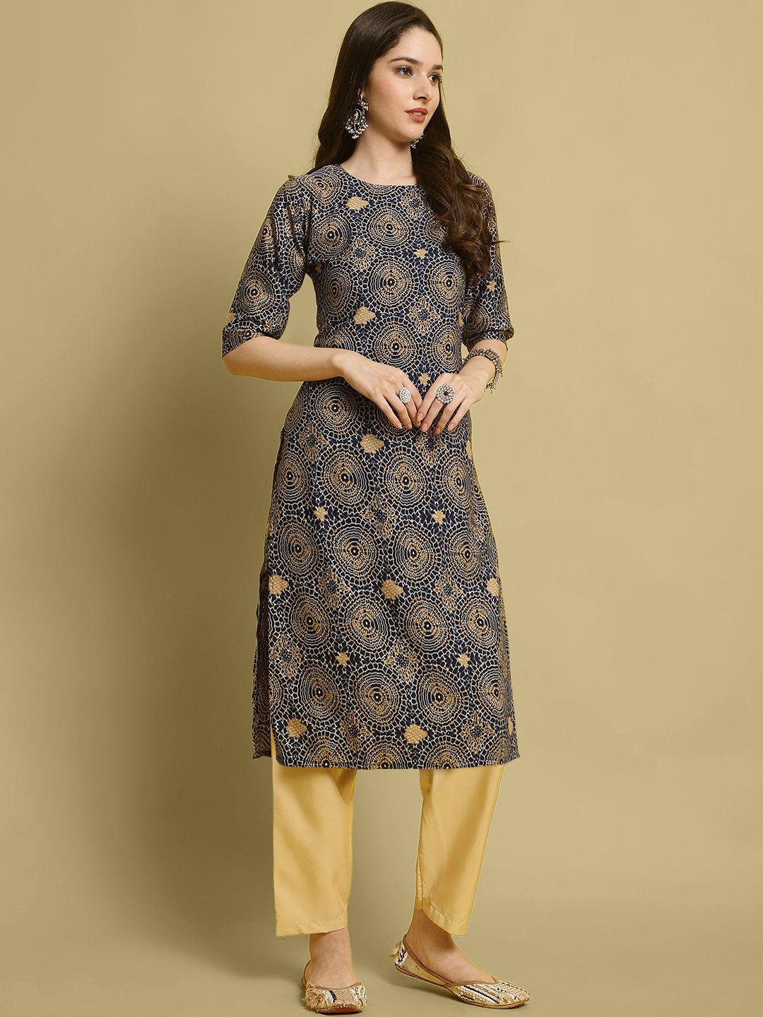 

7Threads Ethnic Motifs Printed Round Neck Straight Kurta With Trouser, Navy blue