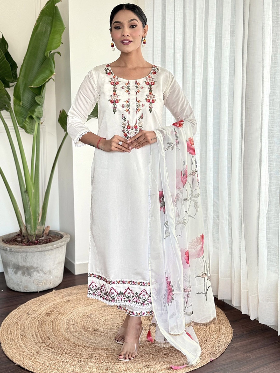 

KALINI Floral Embroidered Chanderi Silk Straight Kurta With Trousers And Dupatta, White