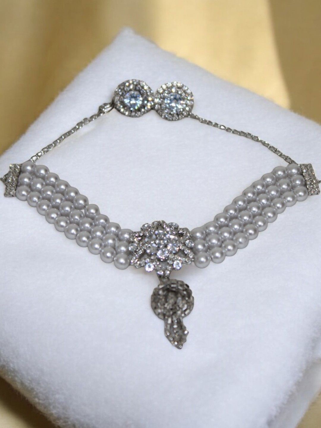 

Jolly Faces Stones-Studded & Beaded Necklace & Earrings, Silver