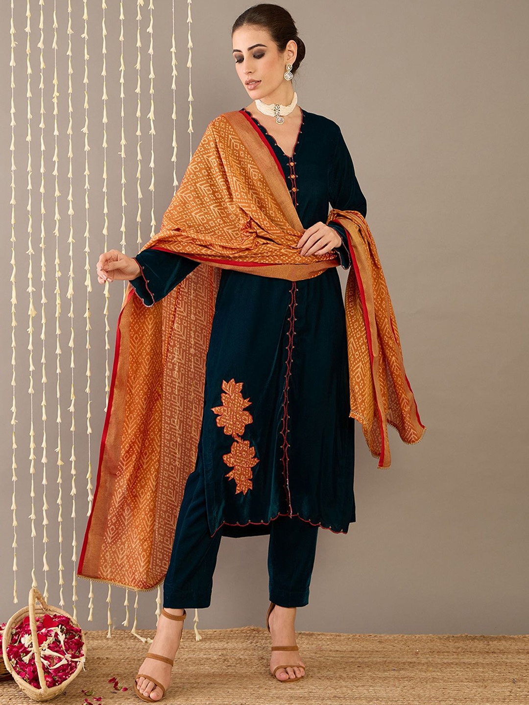 

STADO Floral Patchwork Velvet V-neck Straight Kurta With Trousers And Dupatta, Navy blue