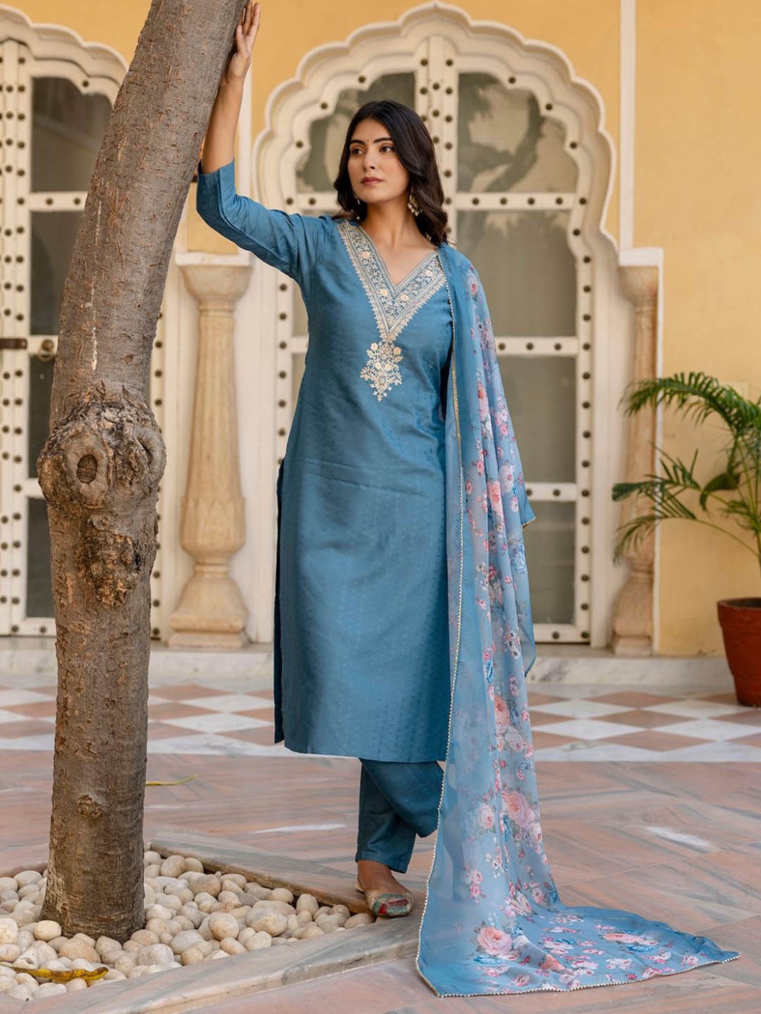 

Navlik Floral Embroidered V-Neck Straight Kurta With Trousers And Dupatta, Blue