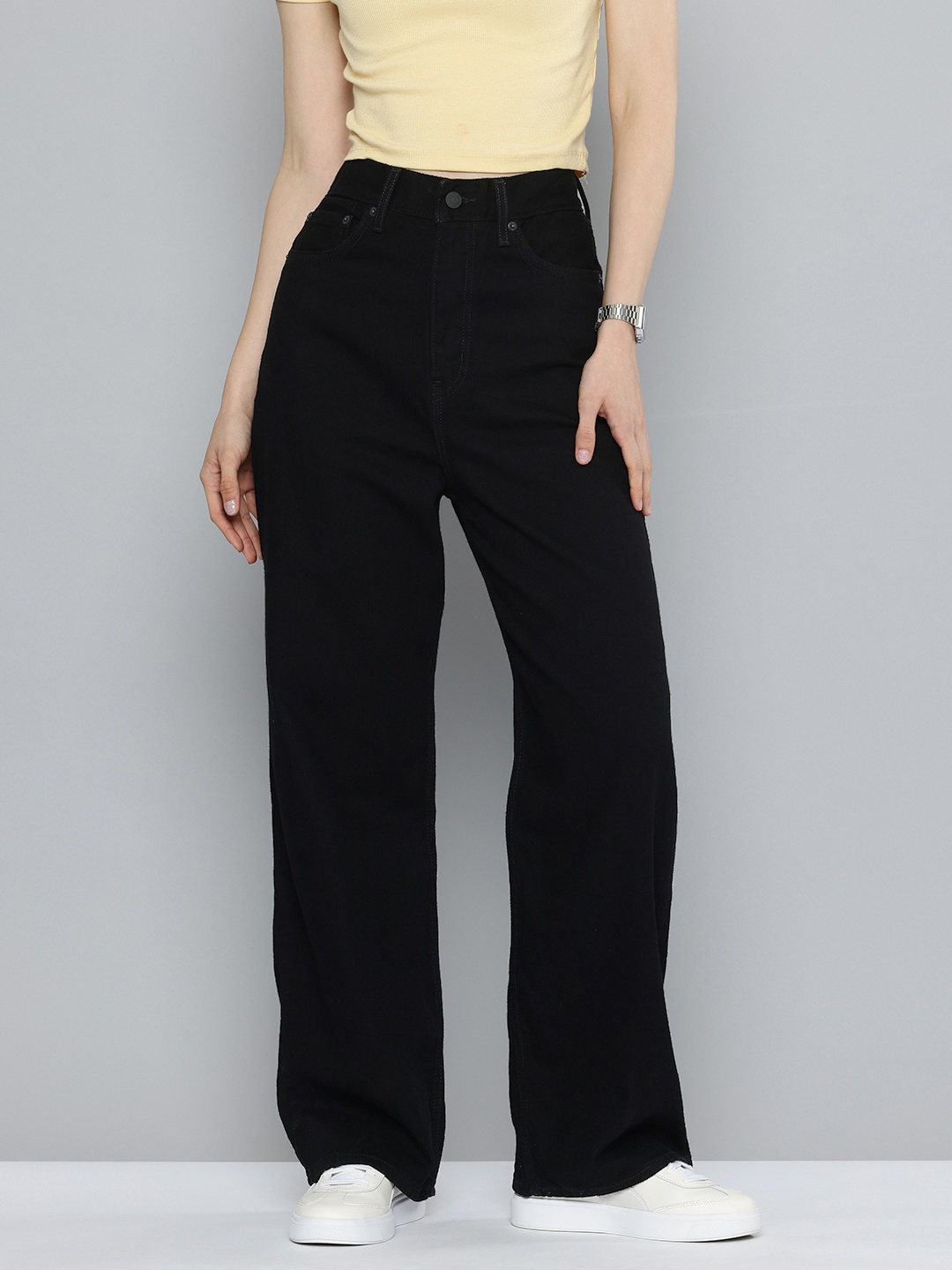 

Levis Women Pure Cotton Loose Fit High-Rise Jeans, Black