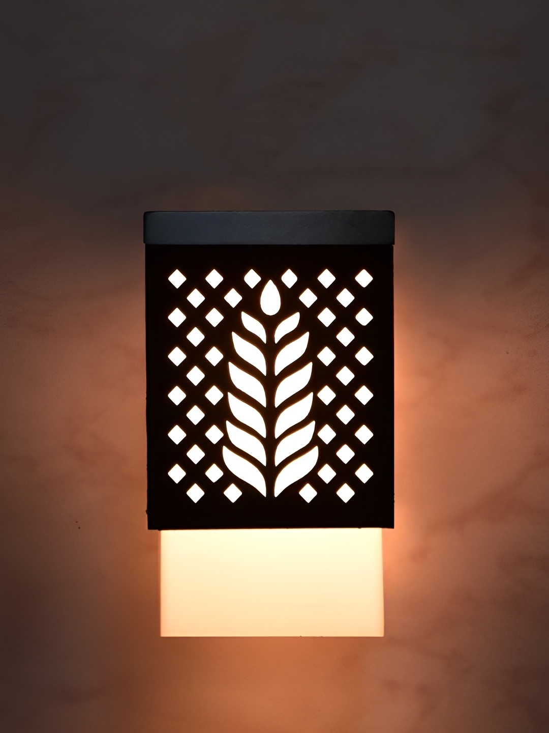

Gojeeva Black and White Wooden Textured Contemporary Square Shaped Wall Lamp