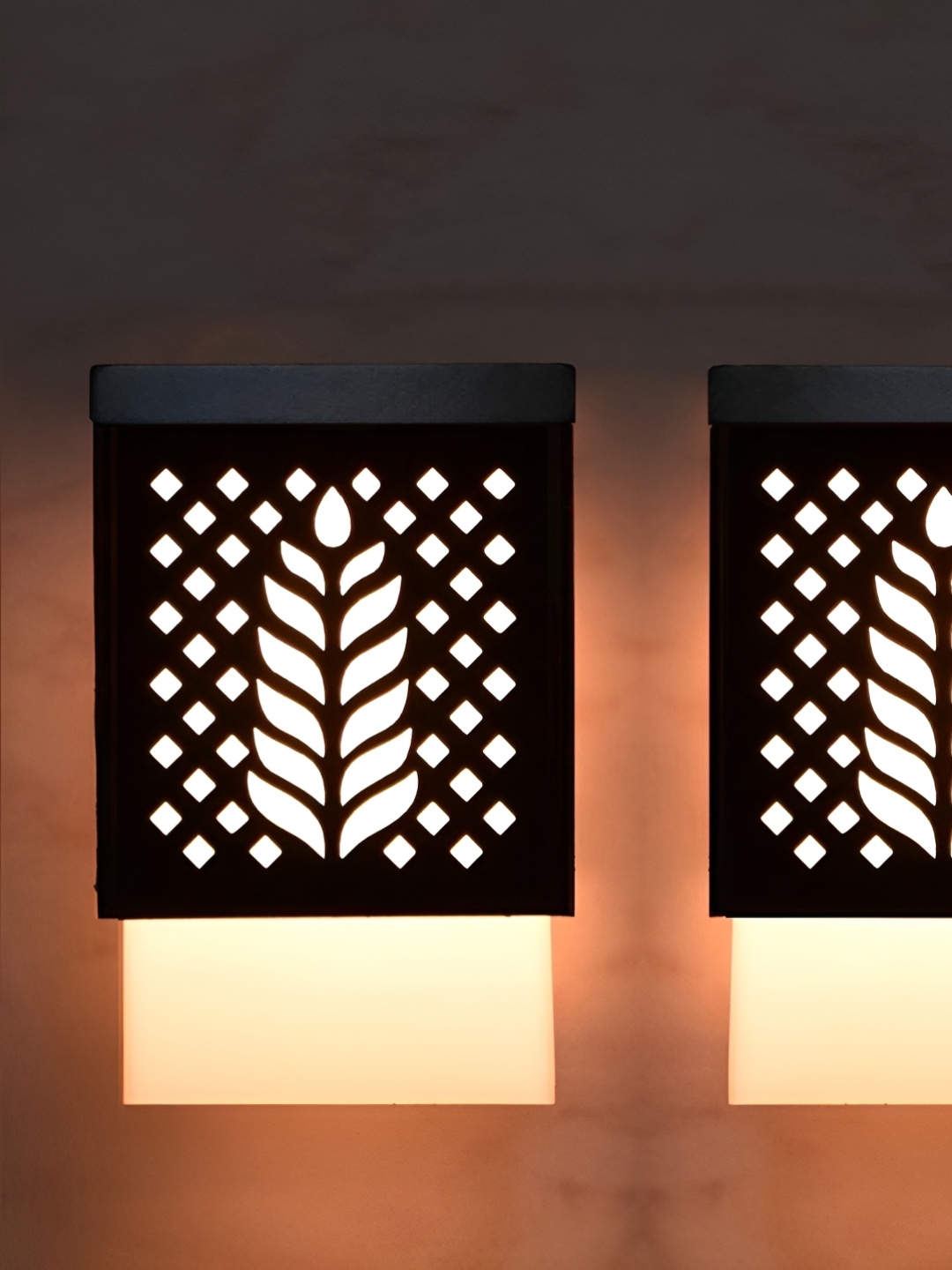 

Gojeeva Black & White 2 Pieces Textured Wooden Square Shaped Wall Lamps