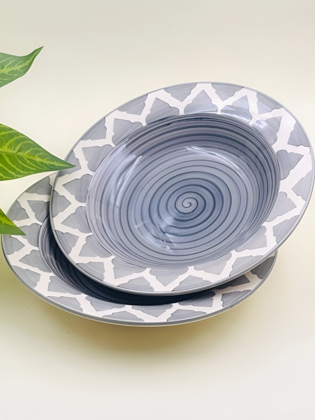 

Lupaava Grey & White 2 Pieces Ceramic Dishwasher Safe Plates