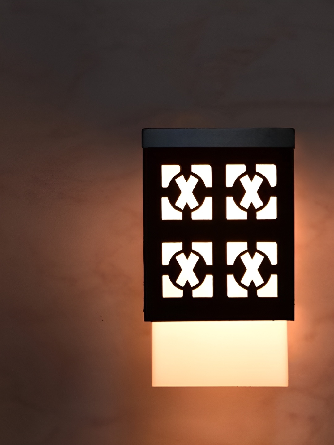 

Gojeeva Black & White Textured Wood Square Shaped Wall Lamp