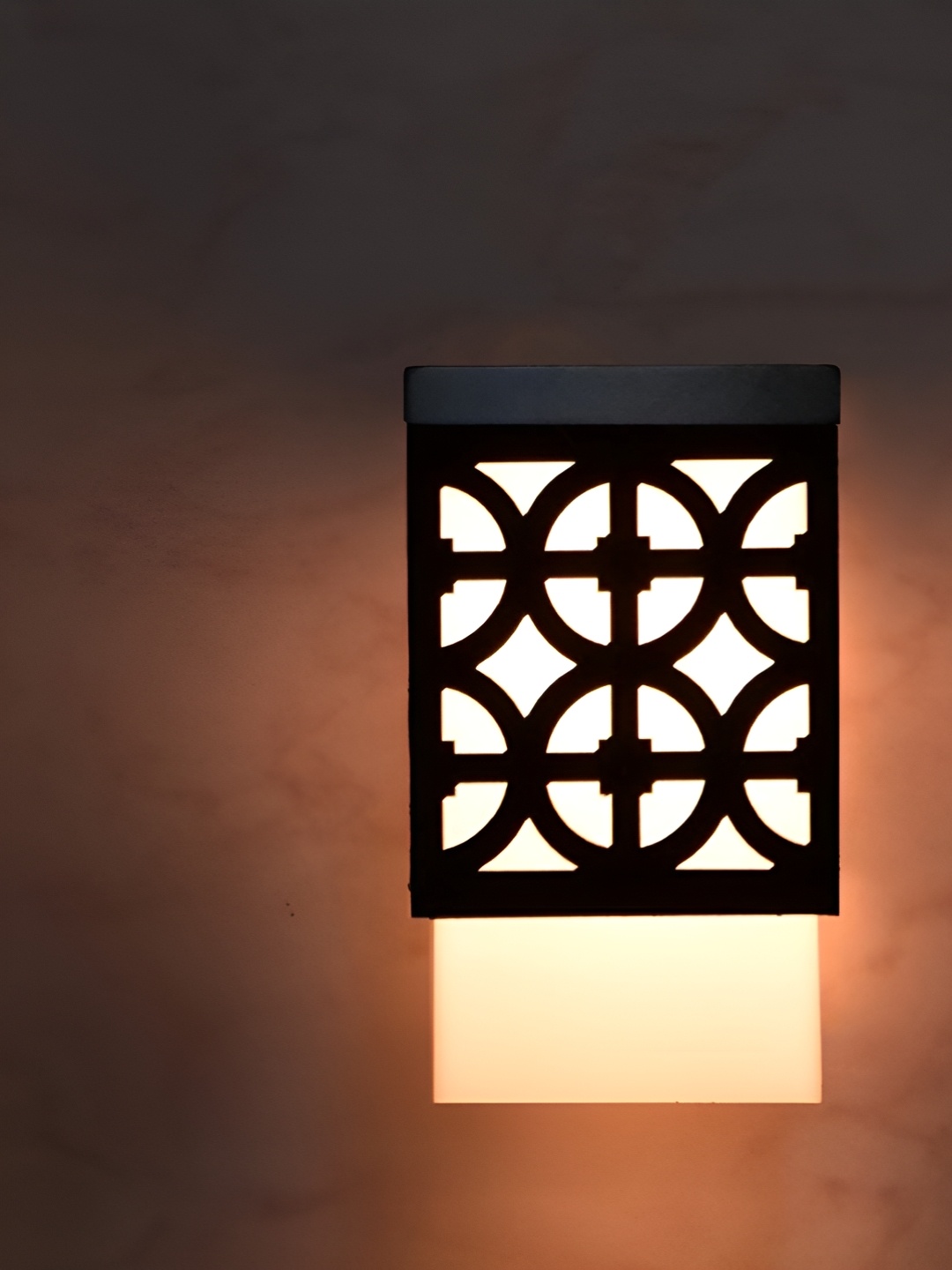 

Gojeeva Zup Black & White Textured Wooden Contemporary Ceiling Lamp