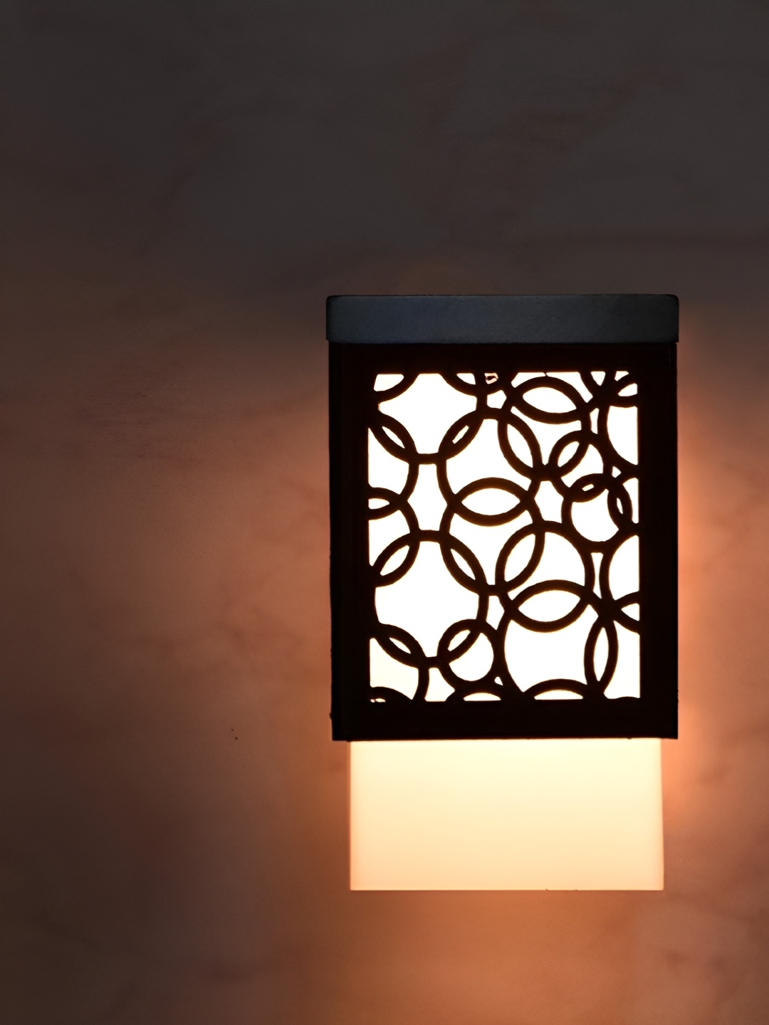 

Gojeeva Black & White Textured Wooden Square Shaped Wall Lamp