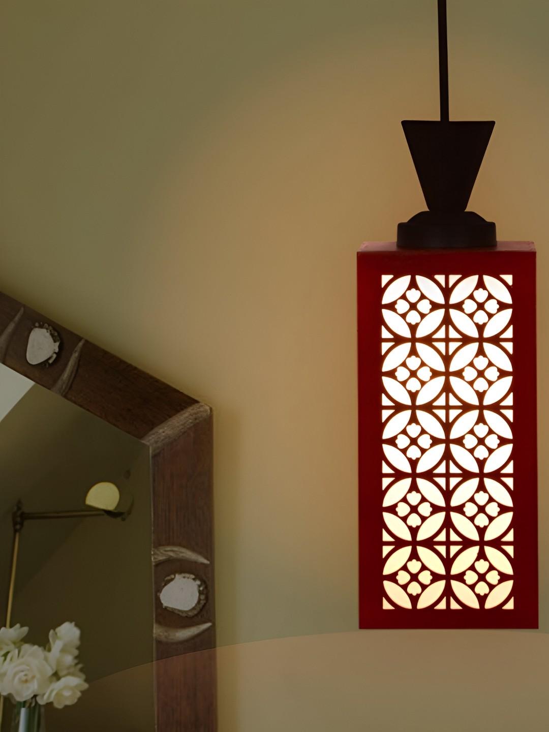 

Gojeeva Red & White Textured Wooden Rectangle Shaped Wall Hanging Lamp
