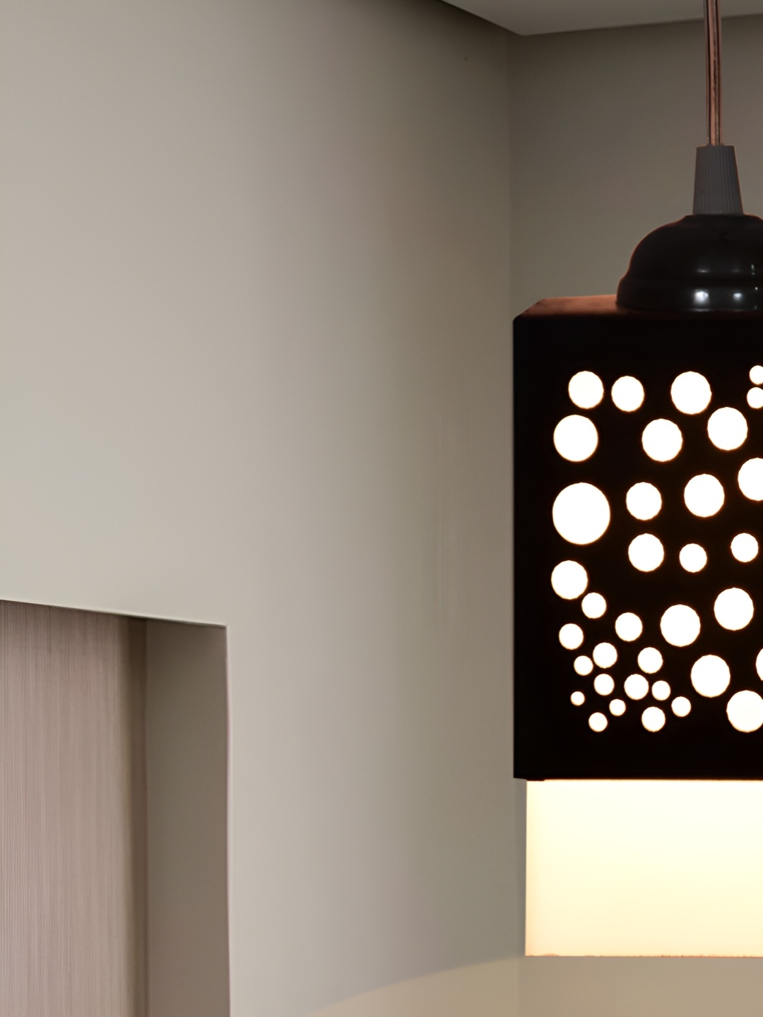 

Gojeeva Zup Black & White Textured Wooden Contemporary Hanging Ceiling Lamp