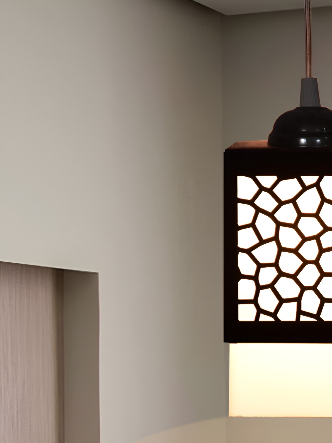 

Gojeeva Black & White Textured Wooden Square Shaped Wall Lamp