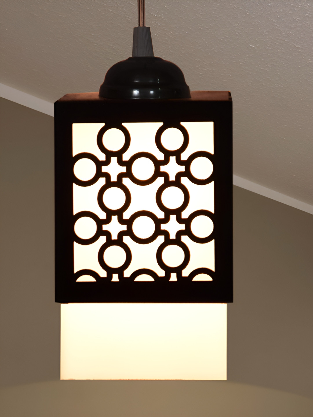 

Gojeeva Black & White Textured Wooden Square Shaped Wall Lamp
