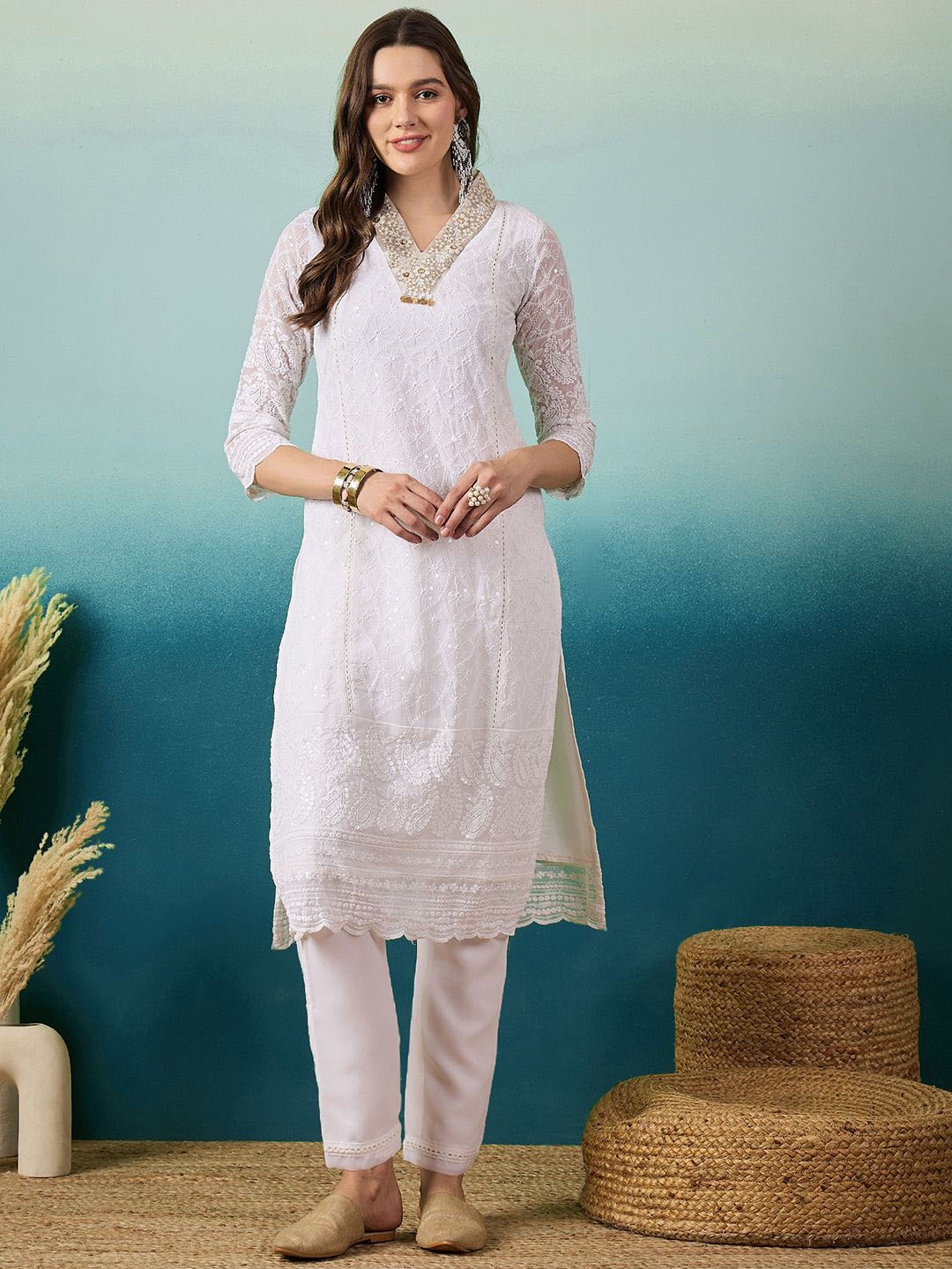 

Kvsfab Floral Embroidered V-Neck Sequinned Georgette Straight Kurta With Trousers, White