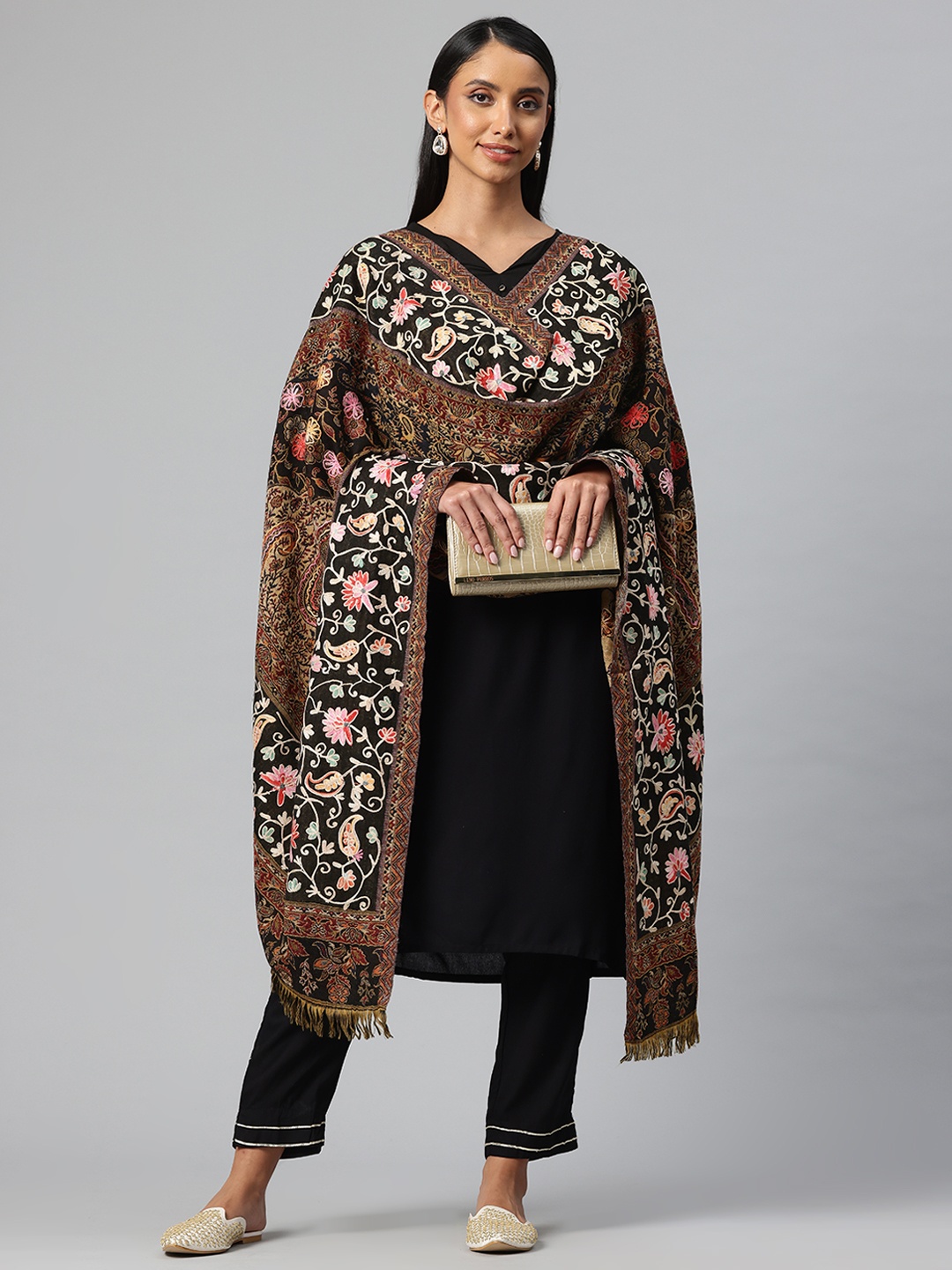 

SWI Stylish Floral Aari Embroidered Pure Wool Shawl, Multi
