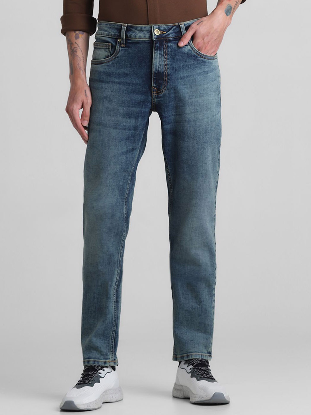 

Jack & Jones Men Ben Light Fade Mid-Rise Regular Fit Stretchable Jeans, Blue
