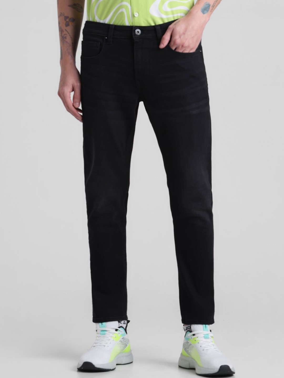 

Jack & Jones Men Light Fade Stretchable Jeans, Black