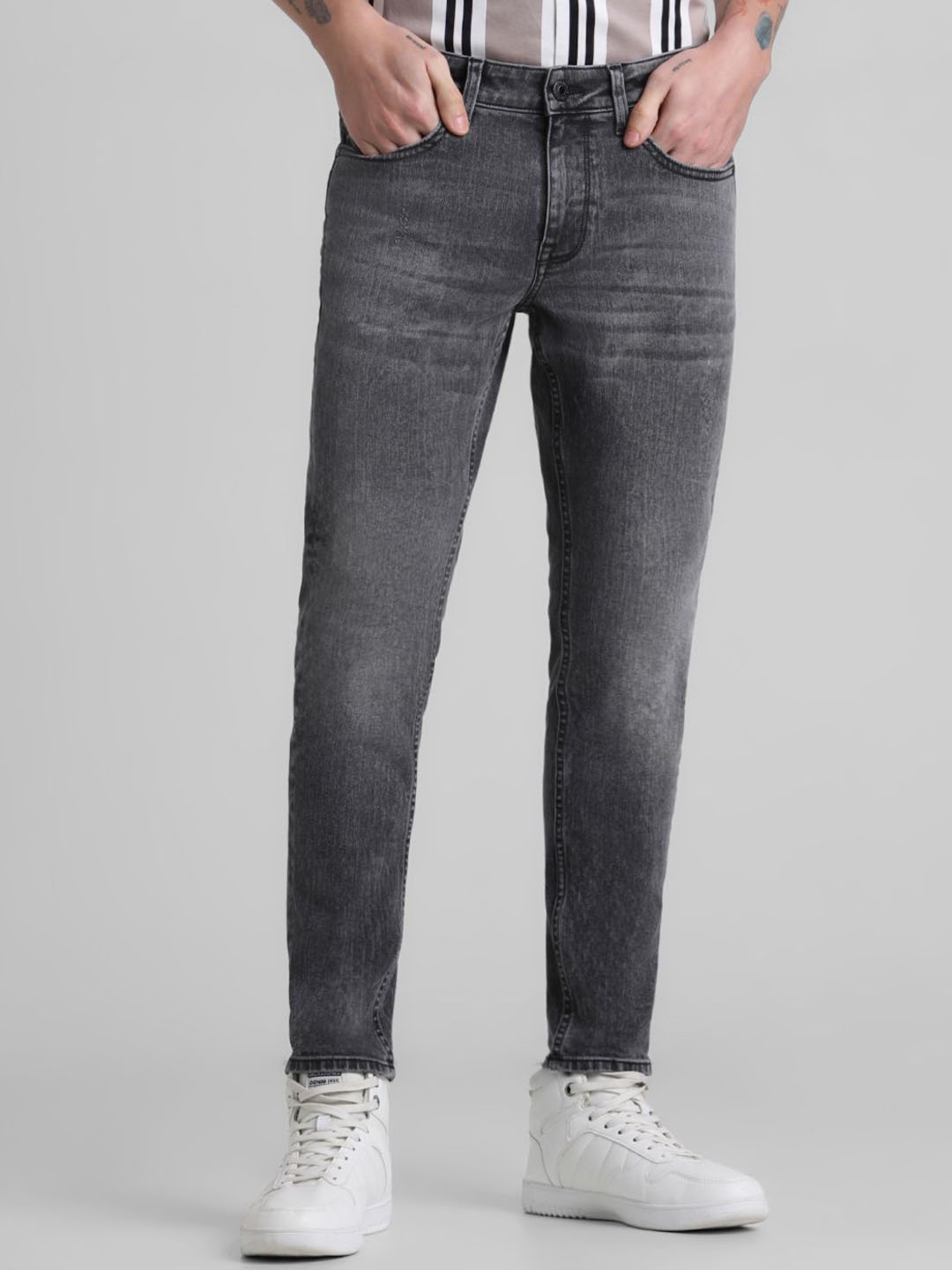 

Jack & Jones Men Light Fade Regular Fit Stretchable Jeans, Black