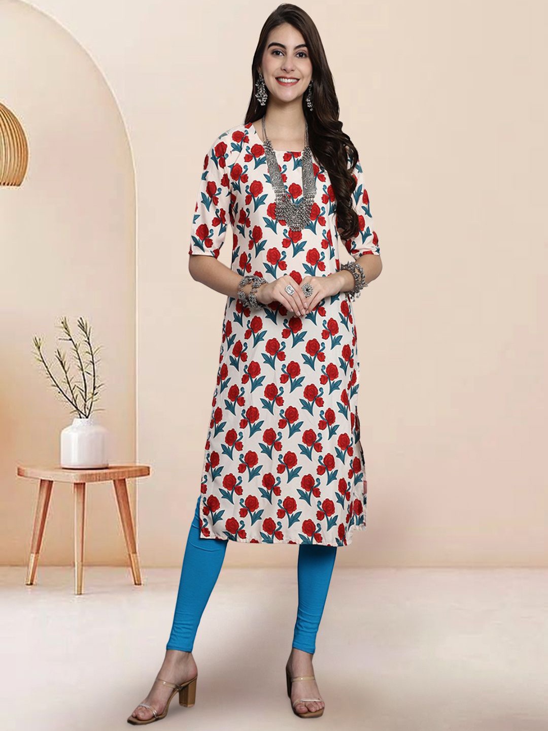 

7Threads Floral Printed Round Neck Straight Kurta, Cream