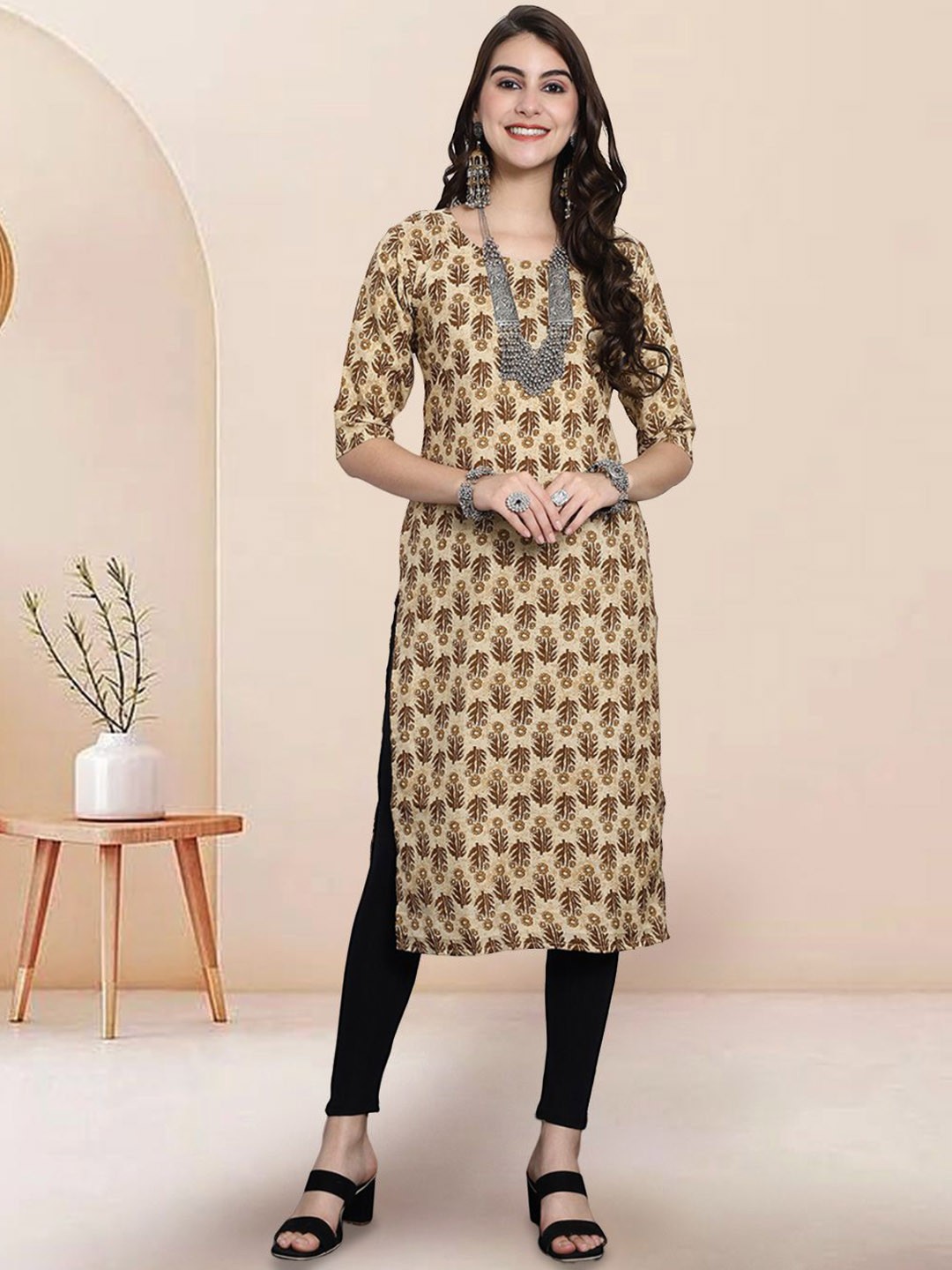 

7Threads Ethnic Motifs Printed Straight Kurta, Beige