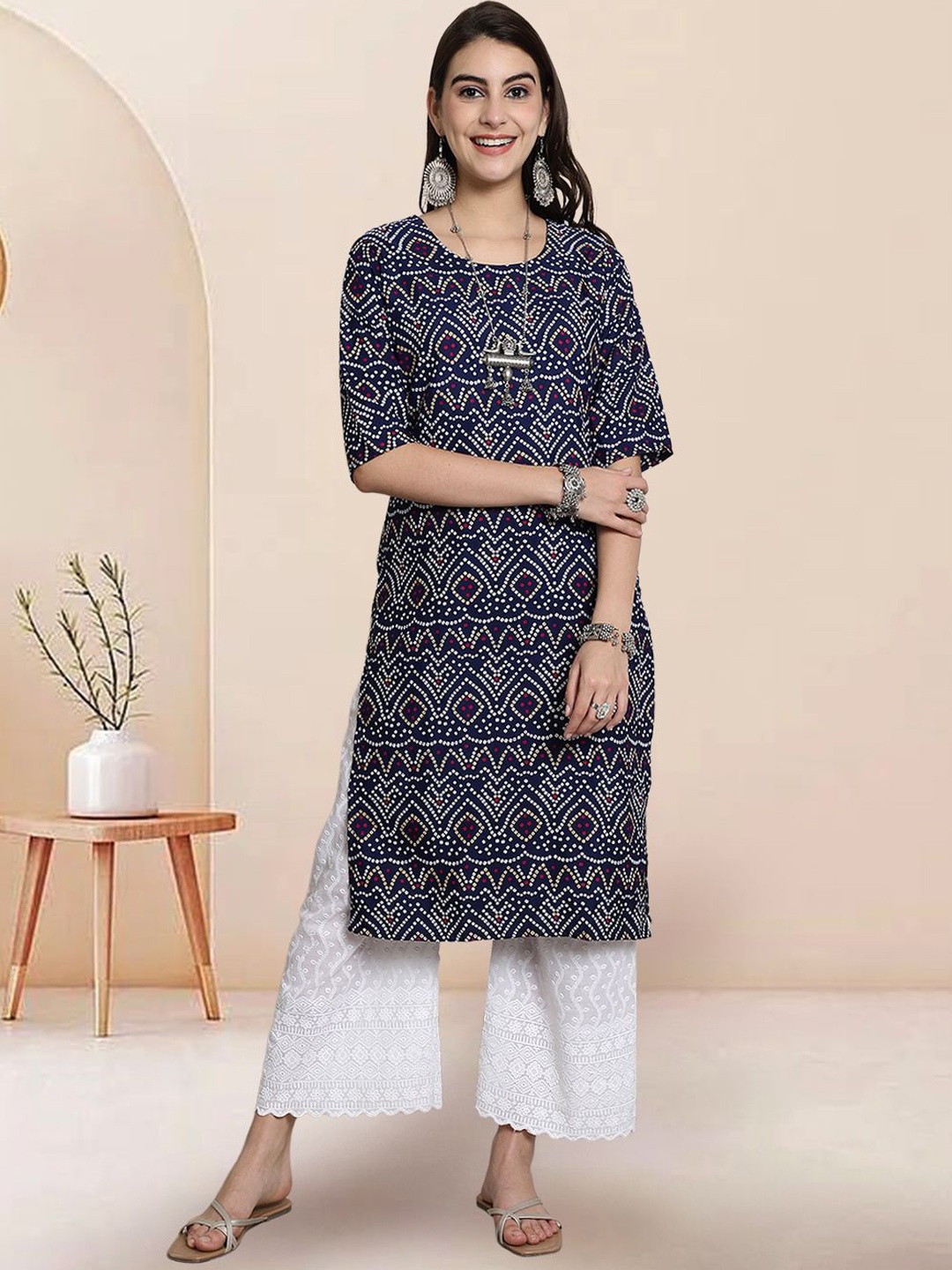 

7Threads Bandhani Printed Round Neck Straight Kurta, Blue