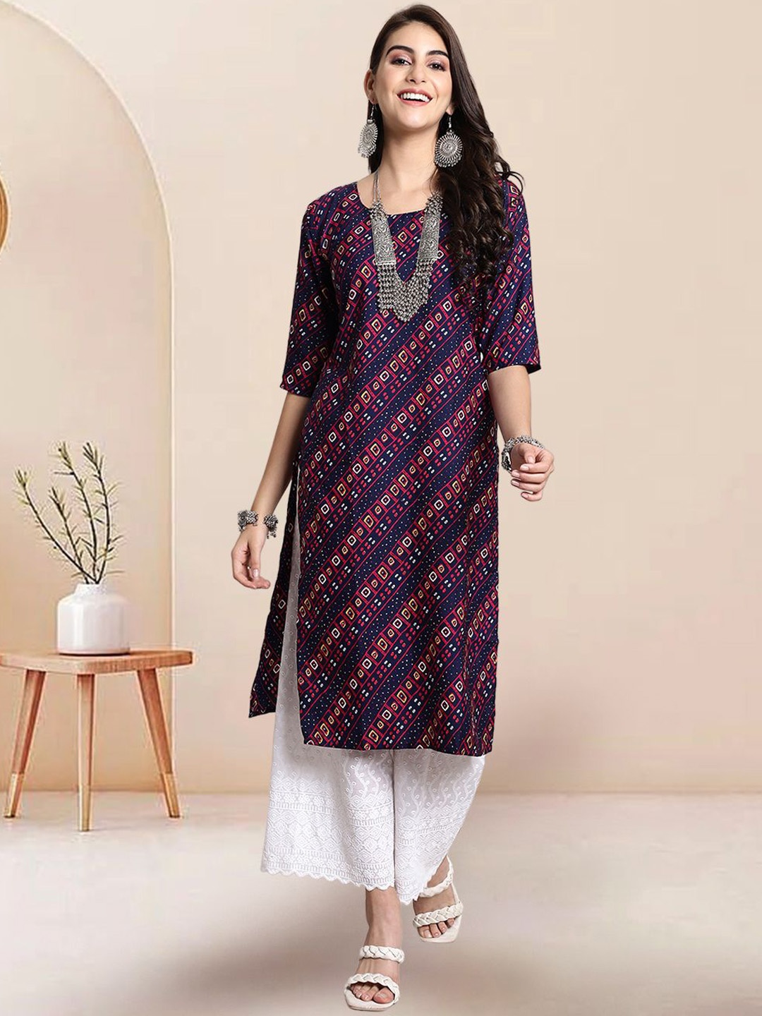 

7Threads Bandhani Printed Round Neck Machine Weave Straight Kurta, Navy blue