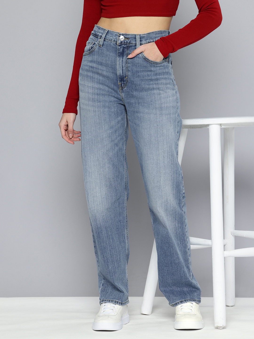 

Levis Women Ribcage Slim Straight Fit High-Rise Heavy Fade Stretchable Jeans, Blue