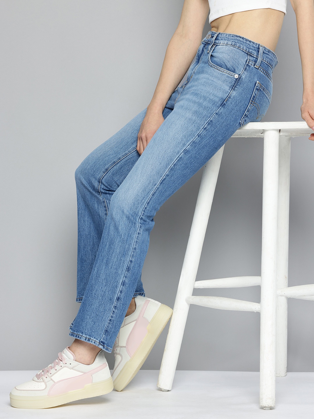 

Levis Women 726 Flared High-Rise Light Fade Stretchable Jeans, Blue