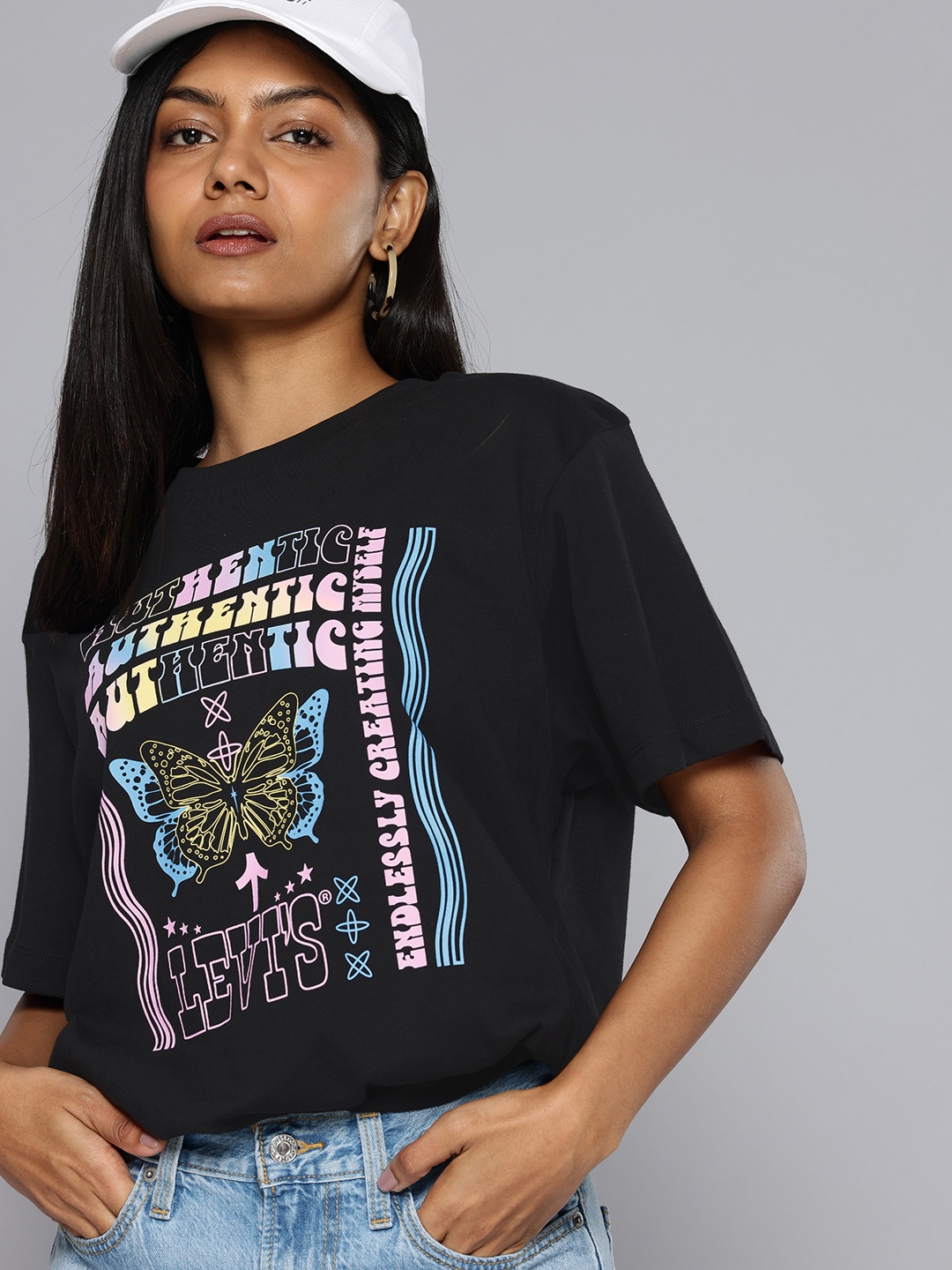 

Levis Pure Cotton Typography Printed Oversized T-shirt, Black