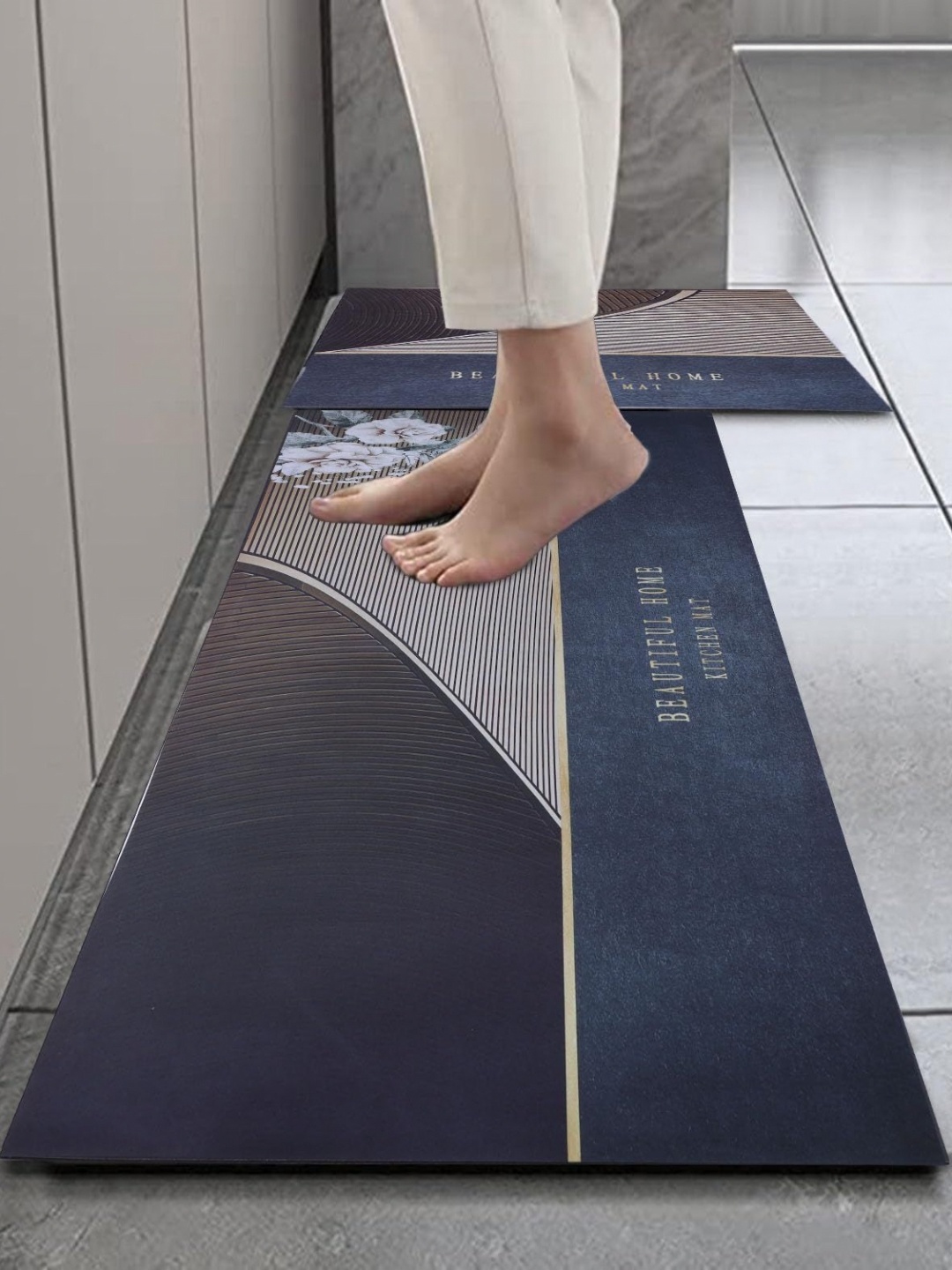 

HomeCloud Blue & Brown 2 Pieces Colourblocked Anti-Skid Kitchen Floor Mats