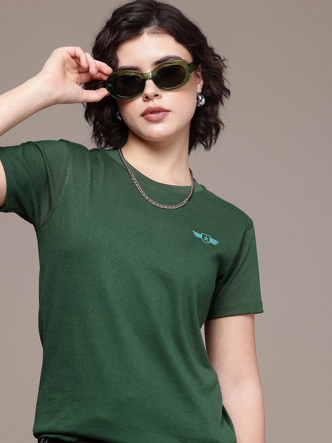 

The Roadster Life Co. Round Neck T-shirt, Green