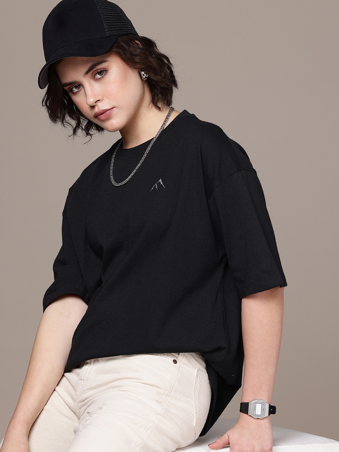 

The Roadster Life Co. Oversized Fit Drop-Shoulder Sleeves T-shirt, Black