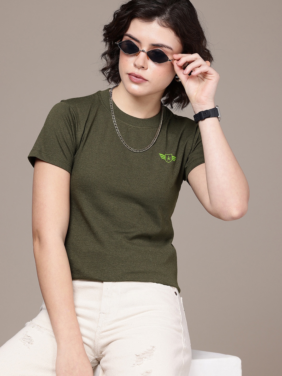 

The Roadster Life Co. Round Neck T-shirt, Olive