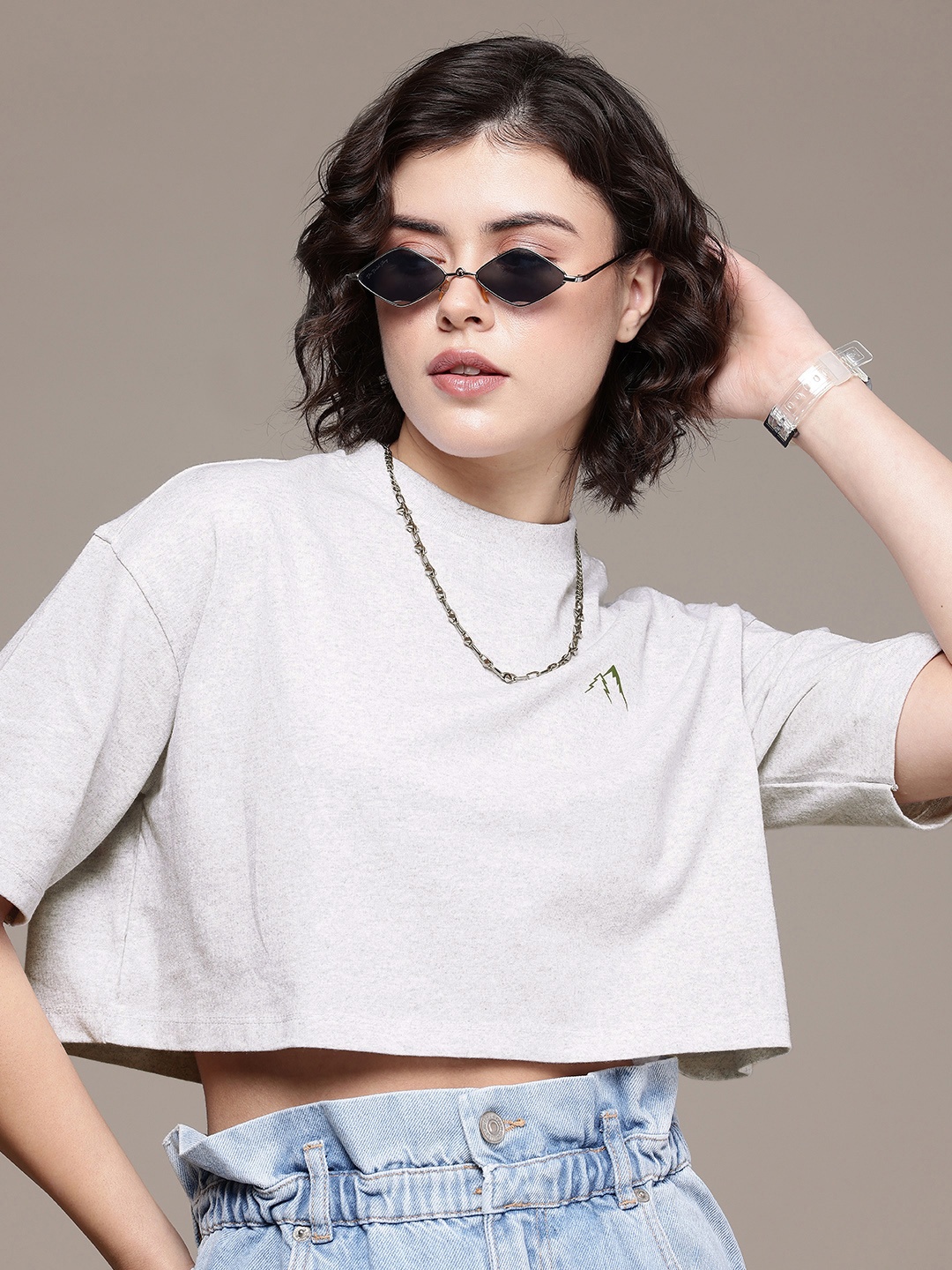 

The Roadster Life Co Oversized Fit Drop-Shoulder Sleeves Cropped T-shirt, Grey melange
