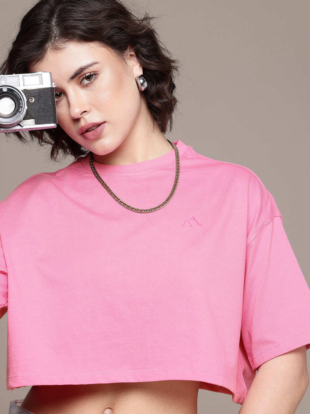 

The Roadster Life Co. Drop-Shoulder Sleeves Pure Cotton Boxy Crop T-shirt, Pink