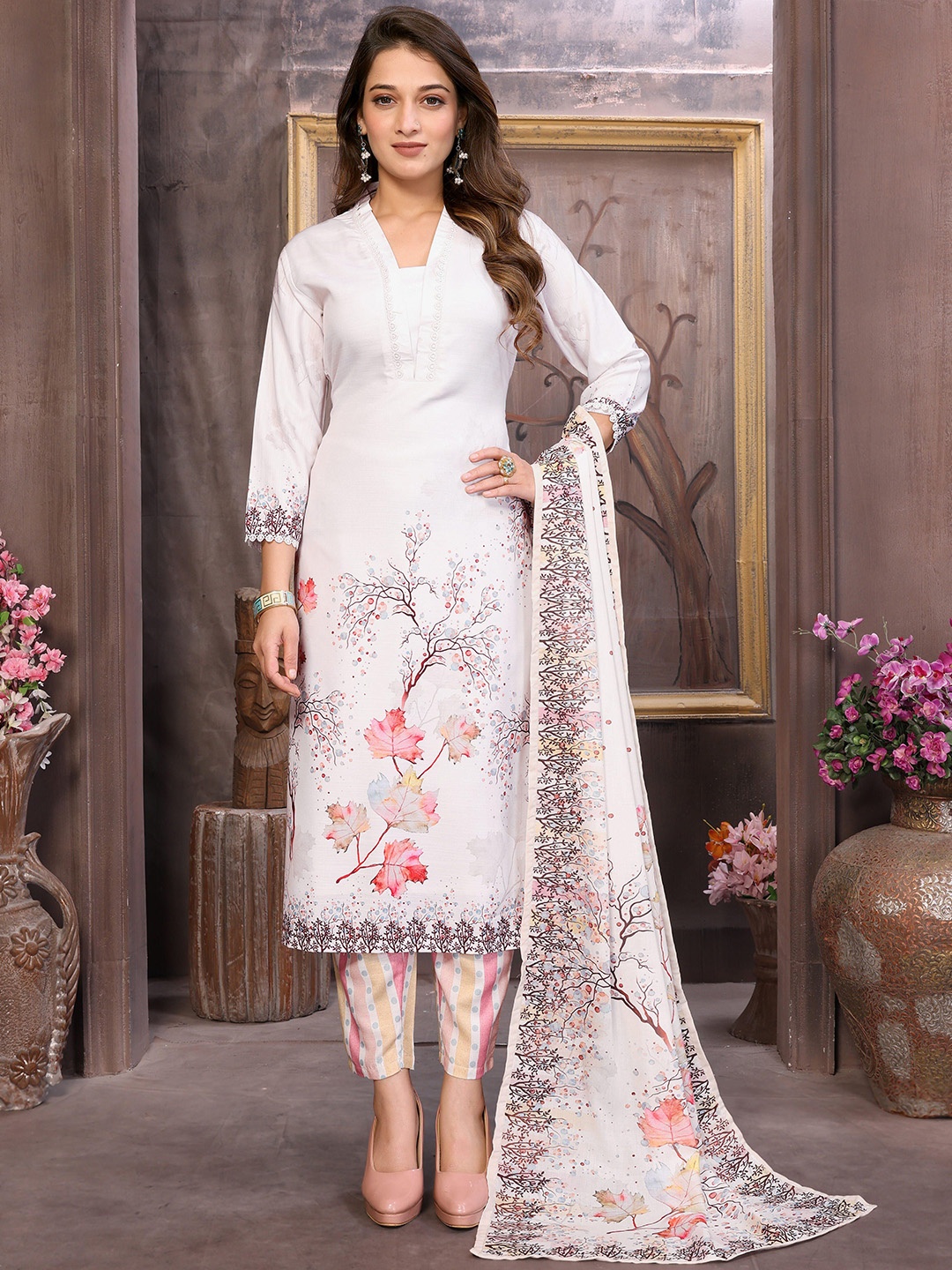 

Krimmple Floral Printed V-Neck Straight Kurta With Pyjamas & Dupatta, White