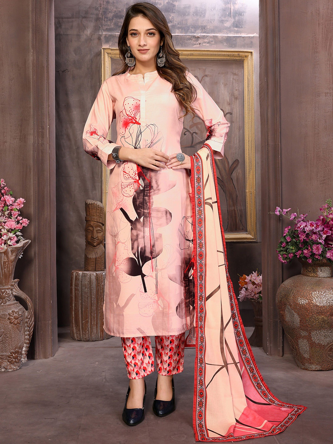 

Krimmple Floral Printed Notch Neck Straight Kurta With Trouser And Dupatta, Pink