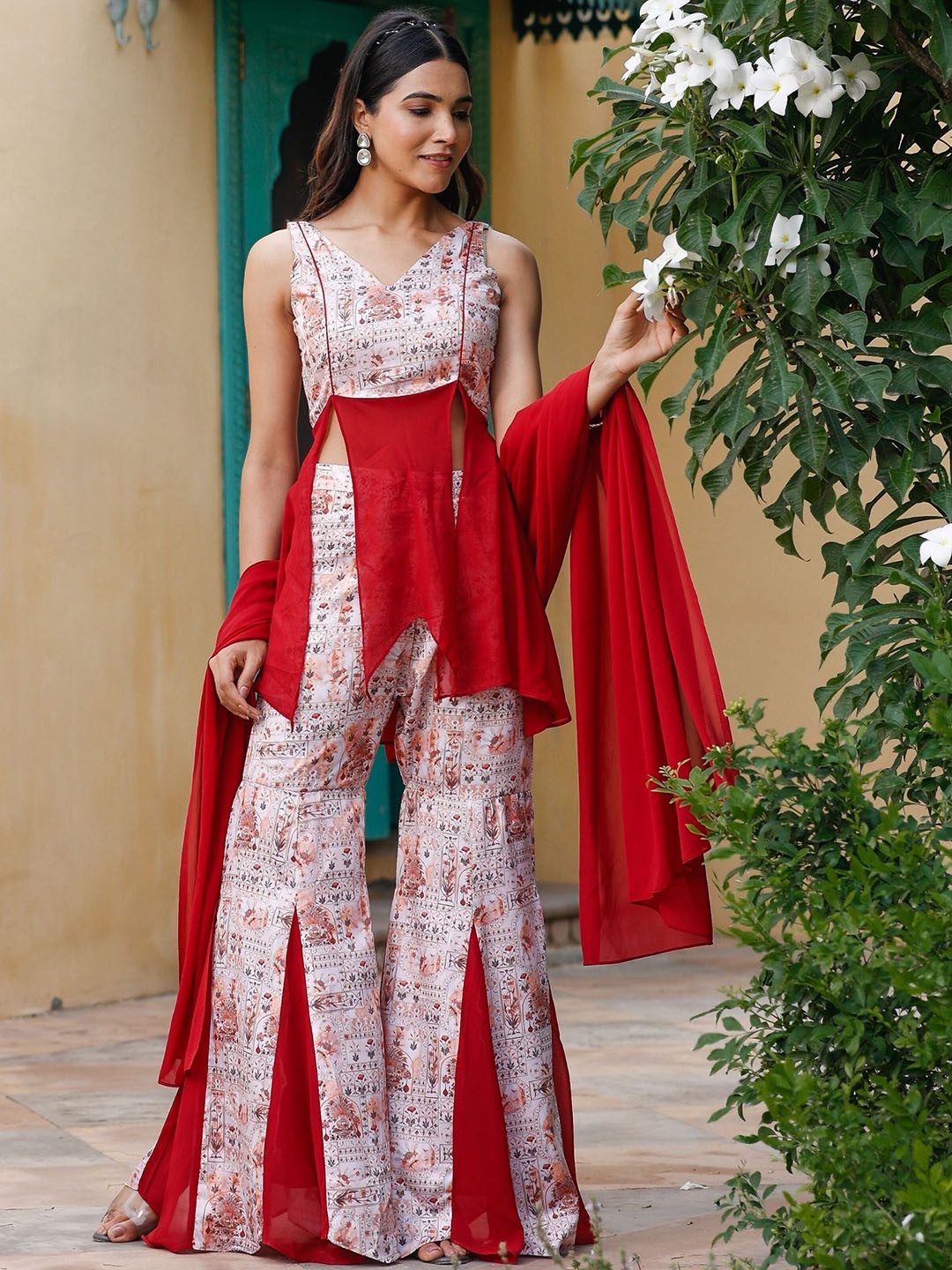 

ASHEERA Pari Printed Sleeveless Top With Palazzos & Dupatta, White