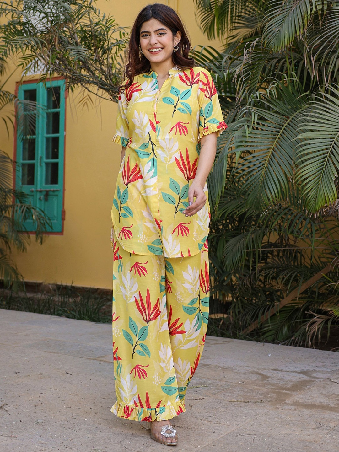 

ASHEERA Printed Mandarin Collar Pure Cotton Shirt & Palazzo, Yellow