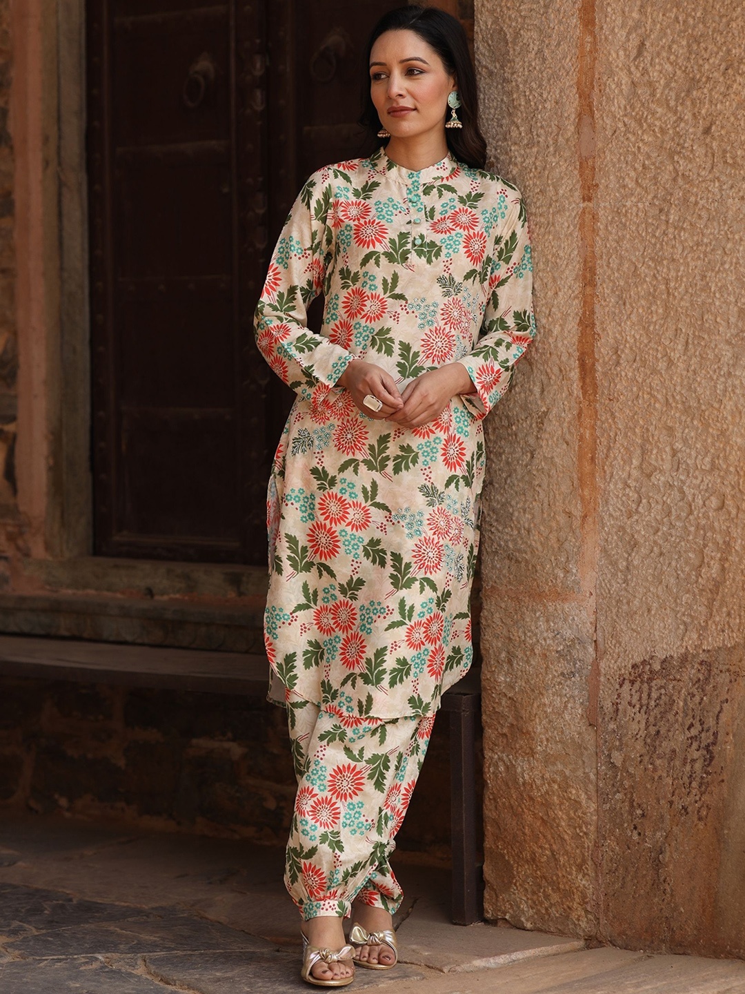 

ASHEERA Printed Pure Cotton Long Sleeves Tunic With Trousers, Beige