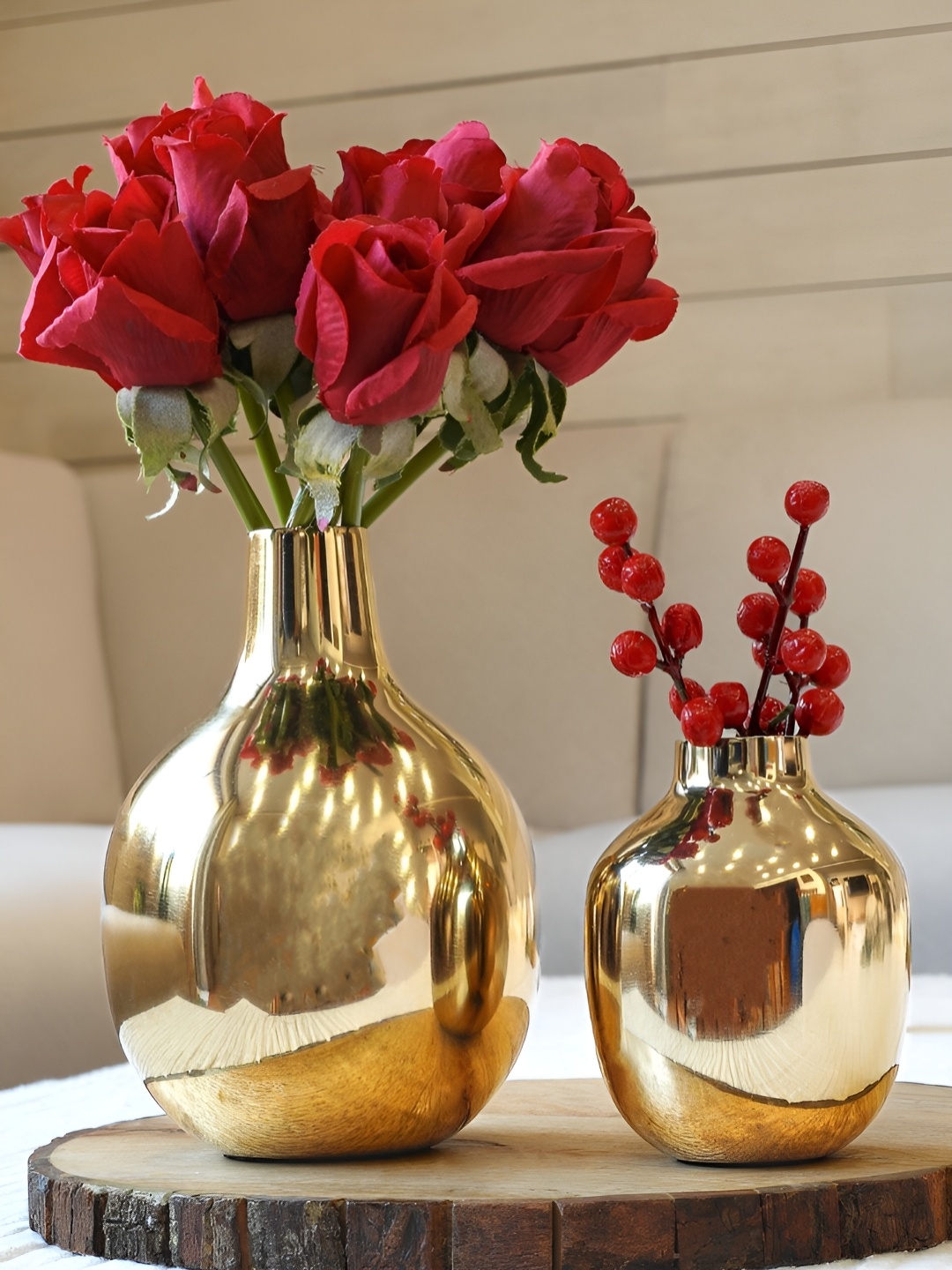 

BEHOMA Set of 2 Gold-Toned Glossy Metal Flower Vase