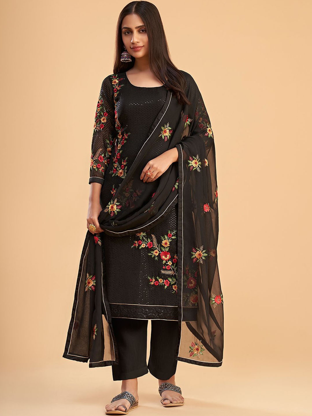 

ALIZEH Floral And Sequins Embroidered Straight Kurta With Trusers And Dupatta, Black